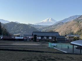 山梨県大月市初狩町下初狩