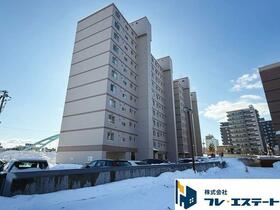 ラポール大通東