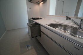 福岡県福岡市南区寺塚１丁目