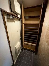 東京都杉並区上高井戸１丁目