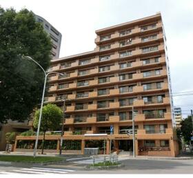 北海道札幌市中央区北三条西１３丁目