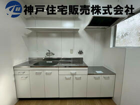 兵庫県明石市朝霧南町４丁目