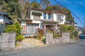 福岡県中間市岩瀬４丁目