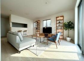 埼玉県草加市谷塚仲町