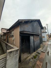 秋田県能代市字彩霞長根