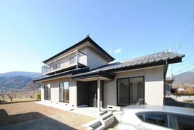 山梨県南アルプス市飯野