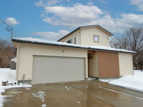 新潟県上越市吉川区長峰