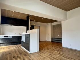 サンピア、ＪＲ三ノ宮駅歩８分、南西角、バルコニー１００?超の夢空間