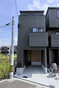 大阪府大阪市港区市岡３丁目