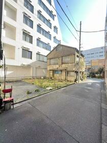 東京都港区芝大門２丁目