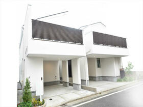 東京都世田谷区代田３丁目