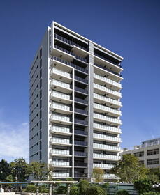 レ・ジェイド南港　ＨＡＮＡ−ＴＥＲＲＡＣＥ