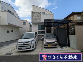 愛知県名古屋市緑区万場山１丁目