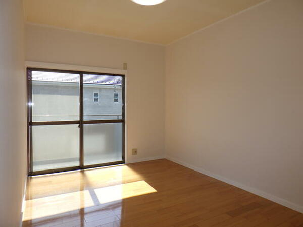 apartment 埼玉県鶴ヶ島市大字藤金
地図を見る