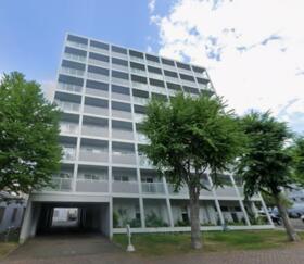 山鼻サンタウン８号館