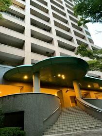 東京都新宿区西早稲田１丁目