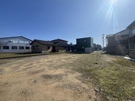 石川県能美市佐野町