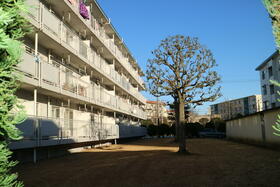 千葉県成田市加良部２丁目