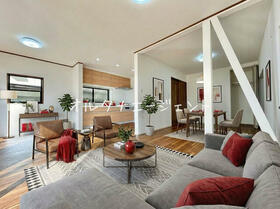 東京都八王子市大和田町６丁目