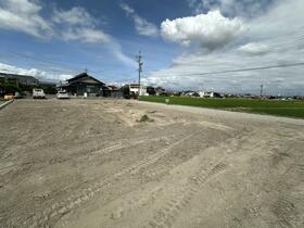 岐阜県羽島市竹鼻町狐穴
