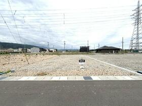石川県白山市柴木町