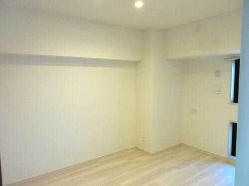 エンブルデアーナ三島駅_内装_0