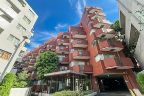 チュリス氷川坂