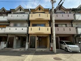 京都府京都市右京区太秦野元町