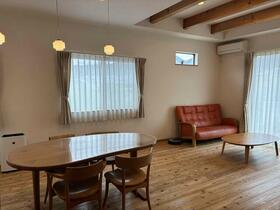 広島県広島市安佐北区亀崎4丁目