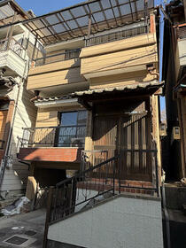 大阪府東大阪市上六万寺町