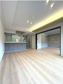 千葉県浦安市当代島３丁目