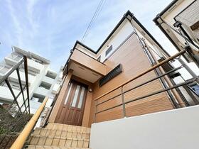 埼玉県さいたま市中央区鈴谷４丁目