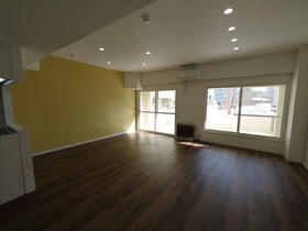 北海道札幌市豊平区旭町６丁目