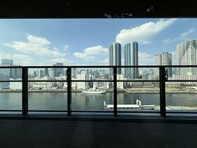 ＨＡＲＵＭＩ　ＦＬＡＧ　ＳＵＮ　ＶＩＬＬＡＧＥ　Ｃ棟