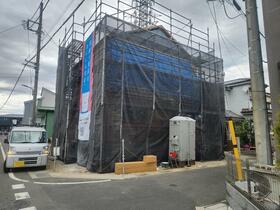 埼玉県草加市原町３丁目