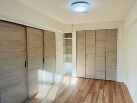 東京都杉並区上荻１丁目