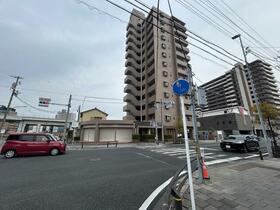 愛知県半田市南末広町