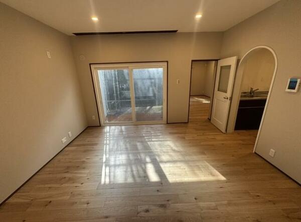 detached 東京都国立市中３丁目

地図を見る