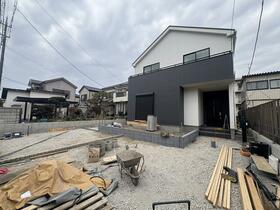 埼玉県草加市稲荷４丁目