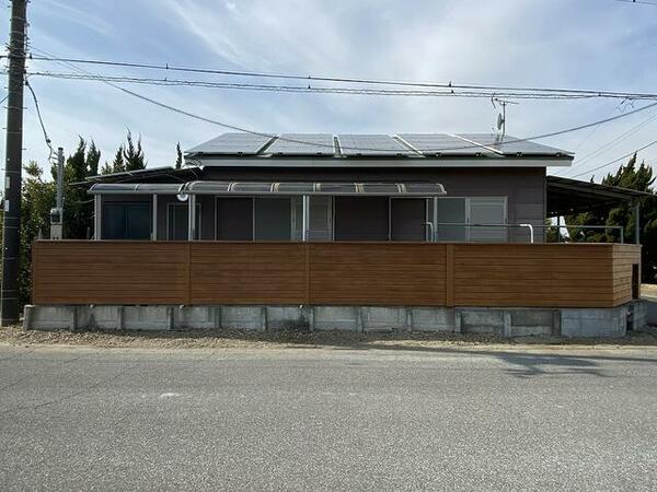 外観：東側外観