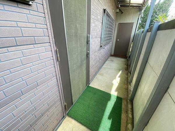 外観：玄関まわり