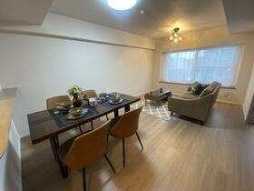 北海道札幌市豊平区豊平二条２丁目