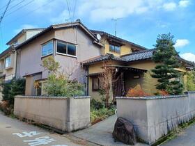 石川県小松市粟津町