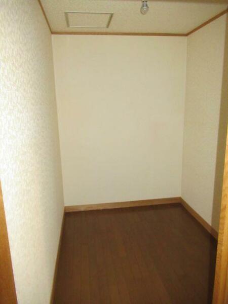 detached 東京都中野区中野３丁目

地図を見る