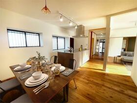 福岡県中間市通谷１丁目