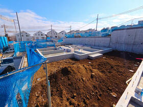 東京都稲城市平尾２丁目