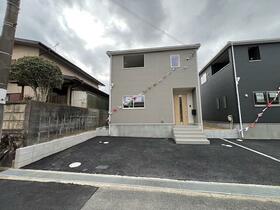 兵庫県三木市緑が丘町西４丁目