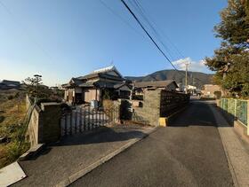 福岡県北九州市小倉南区葛原元町1丁目