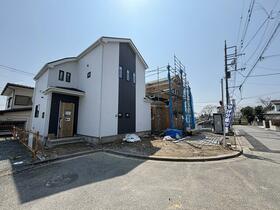 東京都八王子市大和田町１丁目