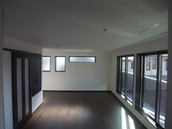 detached 東京都武蔵野市吉祥寺東町３丁目

地図を見る